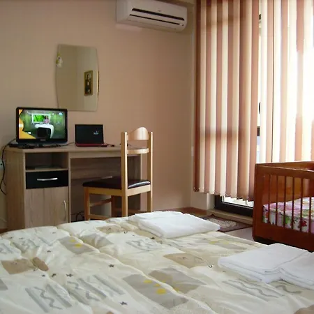 Ddenko Apartament Burgas City
