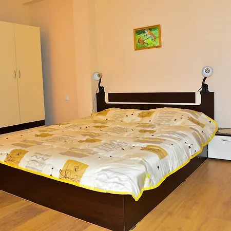 Apartament Ddenko