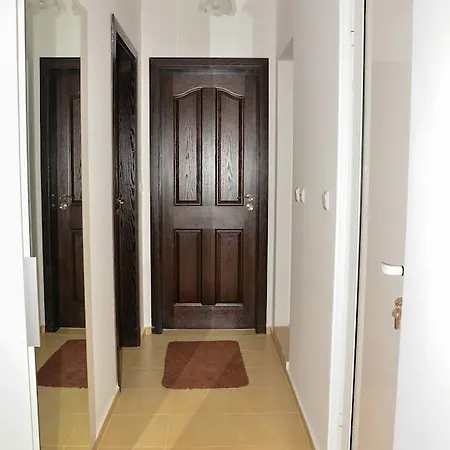 Ddenko Apartament *