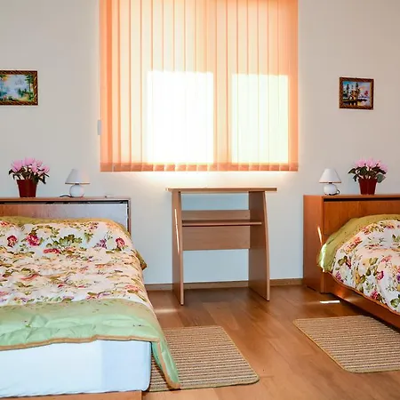 Ddenko Apartament *